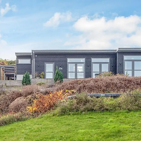 5 Star In Sjolund Binderup Strand