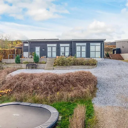 5 Star In Sjolund Ferienhaus *