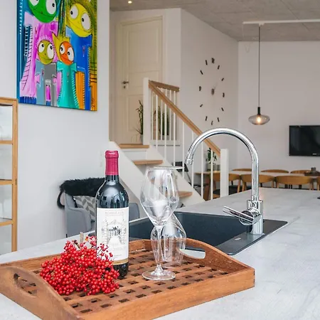 5 Star In Sjolund Binderup Strand